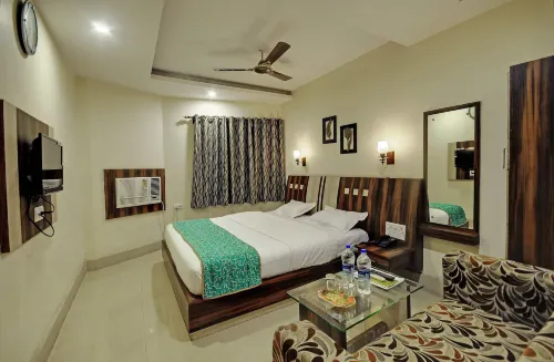 Hotel Anurag - parking
