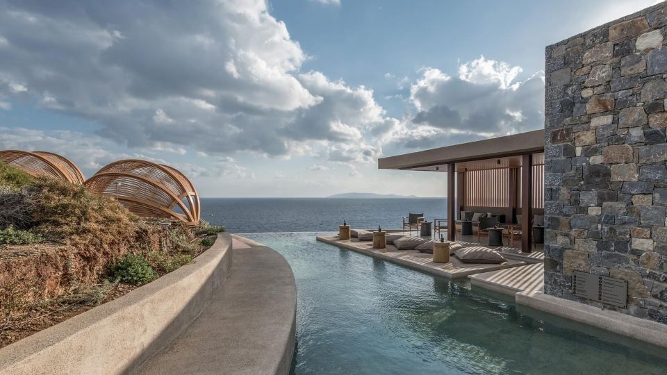 Acro Wellness Suites - Adults Only