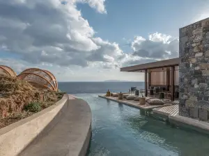 Acro Wellness Suites - Adults Only