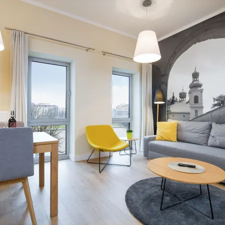 Cracow Riverside Aparthotel Отели рядом с достопримечательностью «Дебники»