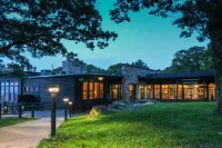Skyland Resort Hotels in Luray