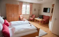 Wißkirchen Hotel & Restaurant Hôtels à : Burscheid