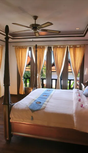 วิลล่าหรู 3 ห้องนอน สระว่ายน้ำส่วนตัว วิวมหาสมุทรบางส่วน