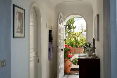 Riolinciano14 B&B Отели рядом с достопримечательностью «Monte Solaro»