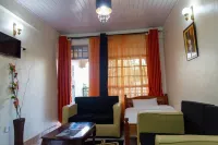 Kuniville Guest House Hoteles cerca de Henry Mahugu Residence - Bellevue