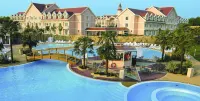 Gardaland Hotel - piscina