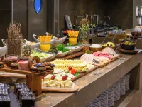Ramada by Wyndham Istanbul Grand Bazaar Hotels near Aksaray