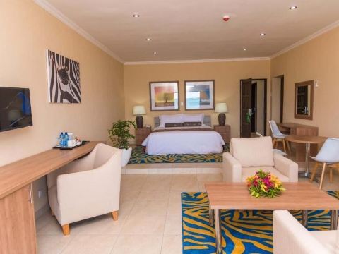Sunbird Livingstonia Beach