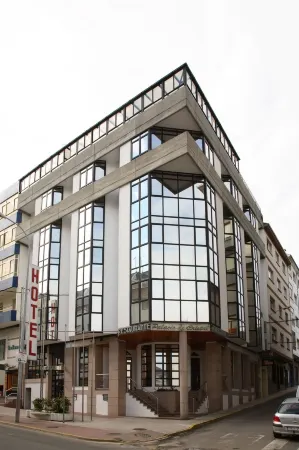 Hotel Palacio de Cristal Отели в г. Серво