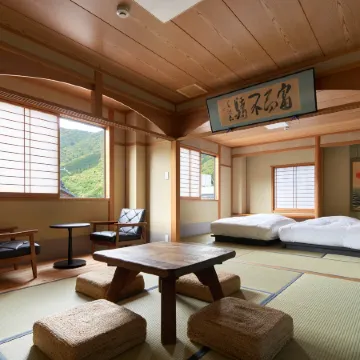 Wakasakajitsu Отели в г. Обама