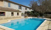 Le Mas des Vergers Hotels in Salon-de-Provence