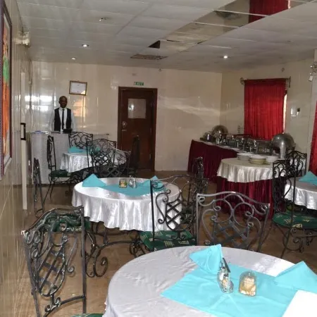 Gracious Hotel