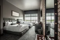 Ironworks Hotel Indy Các khách sạn gần National Programming Services