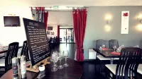 Logis Hôtel le Capricorne - 朝食
