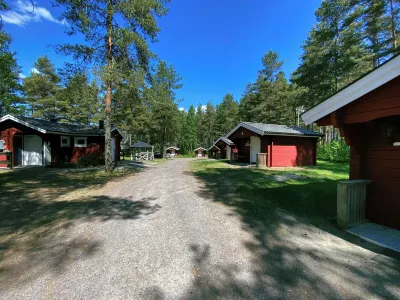 Hyltena Stugby Hotels near Uvaberget Tenhult