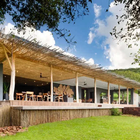 Sungulwane Private Game Lodge
