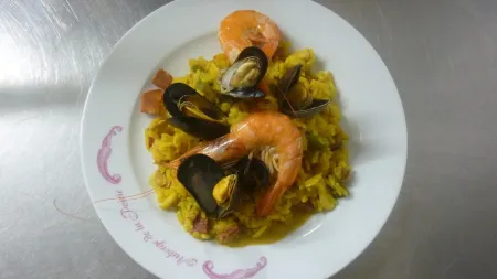 Logis Auberge de la Poirie Отели в г. Гранж-Сюр-Волонь