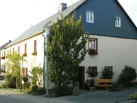 Terrace Apartment by the Zoo Hotels in Morbach