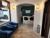 L'Aurora Inn