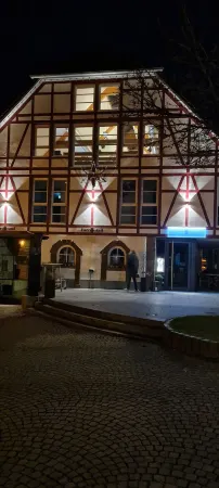 Hotel Pflug Отели в г. Шенкенцелль