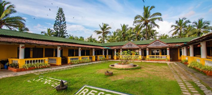 C Roque Beach Resort Hotels in Salcete