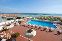 Hotel Embassy