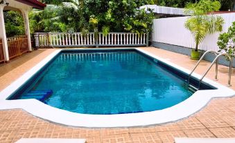 Tahiti - Vetea Pool Fare