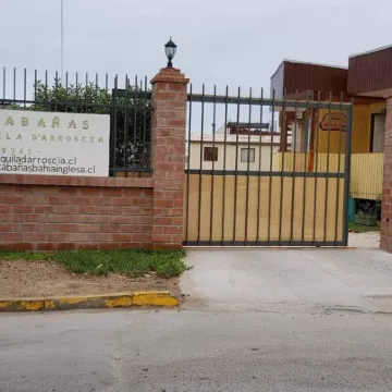 阿奎拉達羅西亞小屋