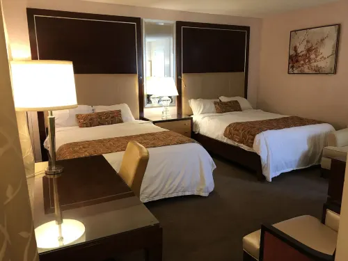 카디널 코트 모텔