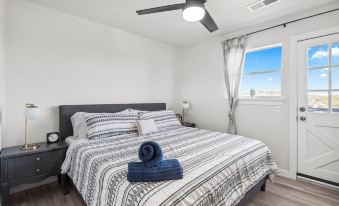 The Heritage Hideaway Sweeping Views Games & More