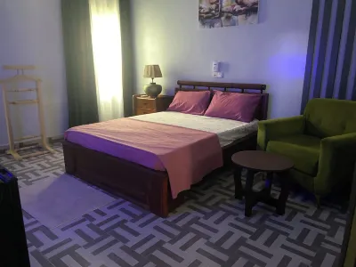 Le Petit Manoir Hotels in 