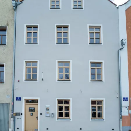 Dreamcation Altstadthotel - Mikro Apartments Mit Küche & Self Check-IN