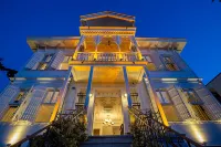 Mansion Miliá Hotels in Adalar