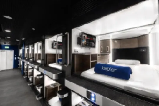 ケプラー クラブ リガ エアポート ホテル - エアサイド EU トランジット エリア イマンタ駅周辺のホテル