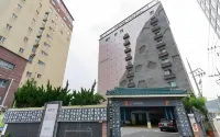 Busan Songjeong Go Hotels in OSIRIA