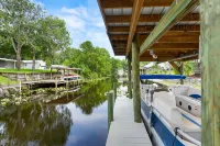 Qt Cottage on Dunn s Creek Fire Pit Kayaks