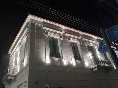 1920 Classic Отели в г. Messini