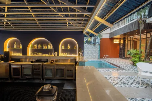 Emperor Ozran by Alaya Stays Hotels in Vagator