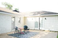 Expansive Fenced Yard and Fast Wifi - Inviting Retreat Hotels in Wetumpka