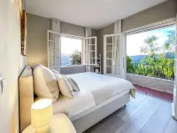 Exclusive apartment with beautiful sea views in Sainte Maxime