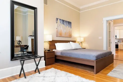 Exquisite 3 Bdrm 2 Bath Near Eden Park