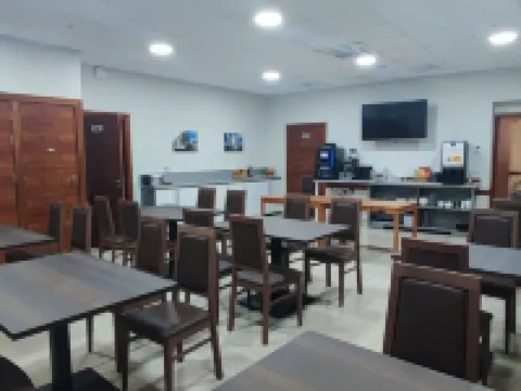 Square Hotel Hoteles en Nimes