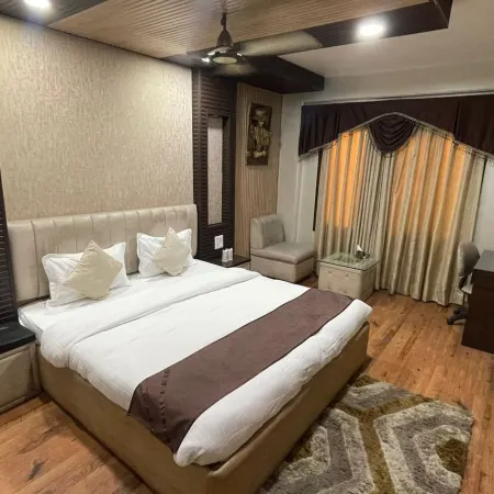 Hotel Grand Sai - Moradabad, Uttar Pradesh