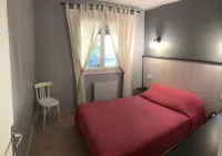 Quiet apartment, land 5000 sqm, ideally situated, beach Pinarello Hotels in Zonza