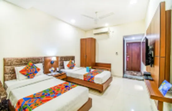 法布酒店尊貴總統店-波泰爾火車站