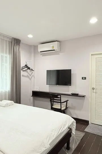 ห้องซูพีเรียร์ เตียงใหญ่ 1 เตียง