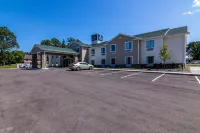 Cobblestone Inn & Suites - Barron - 3-Star