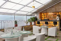 Ramada by Wyndham Gangtok Hotel & Casino Golden - Bar