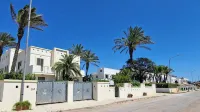 Arainn Lupiae - House for 3 Guests in Residence With Pool