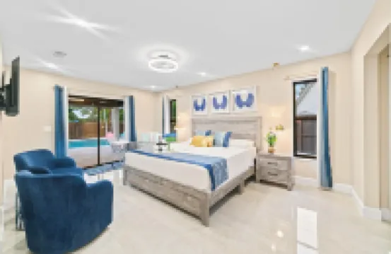 Grand Lux Villa /Heated Pool/Spa/Game Fun/Nr Beach